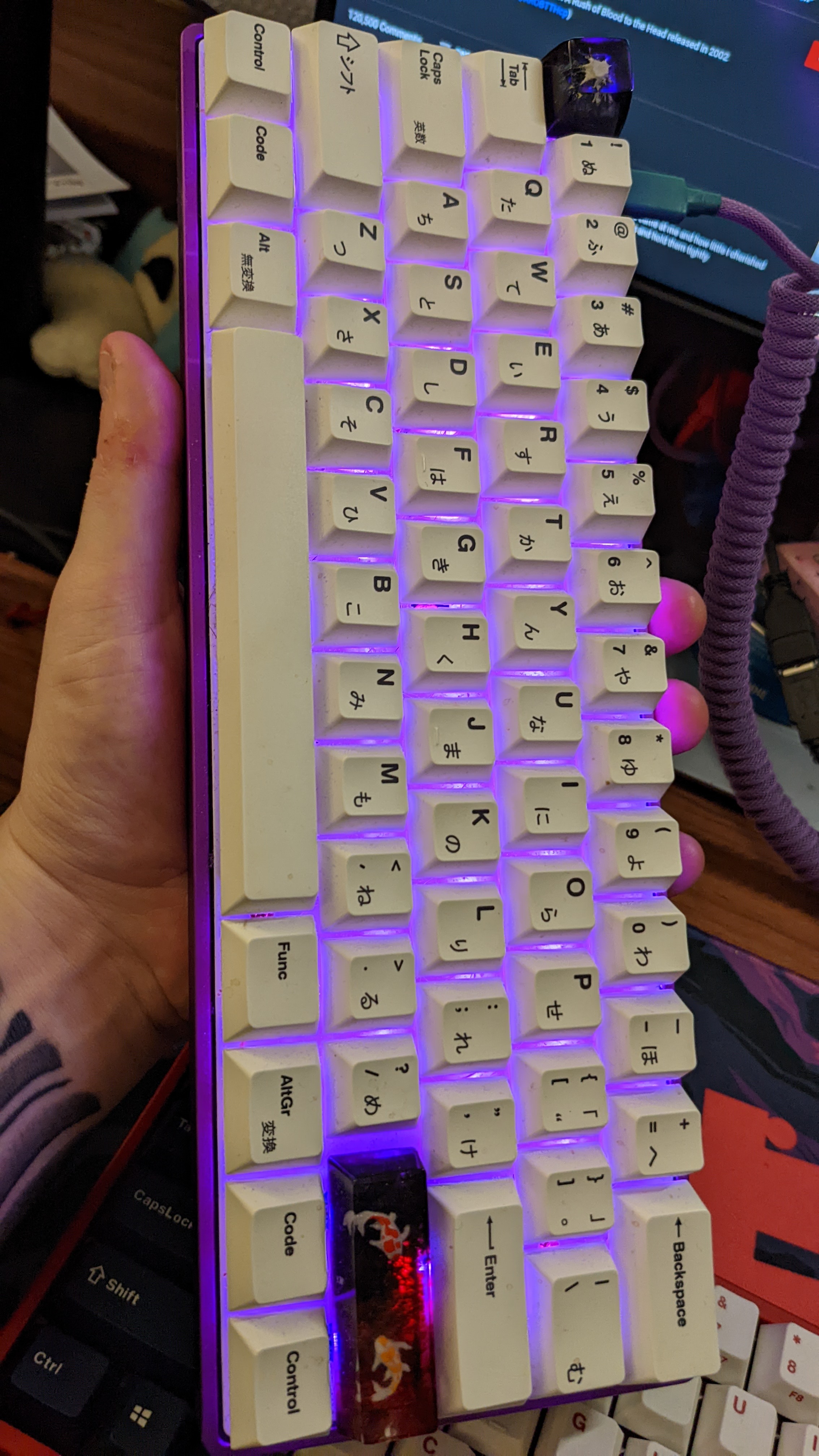 alt